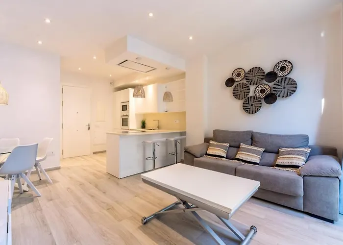 Minty Stay - Modern La Merced