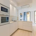 Minty Stay - Modern La Merced